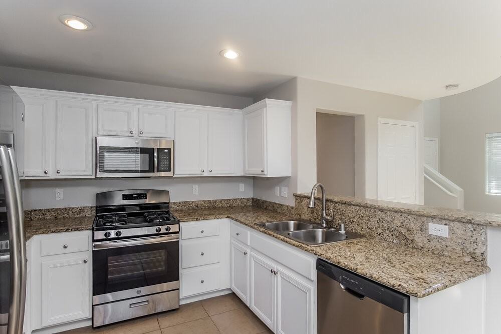 1136 Lilac Charm Ave - Photo 7 of 16