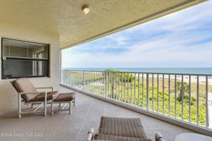 featured image of 555 Harrison Ave #402