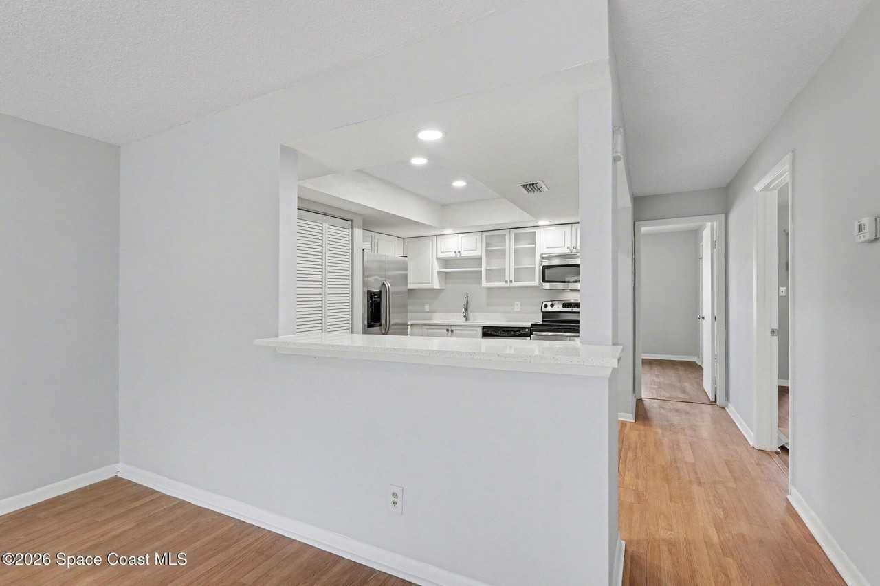1515 Huntington Ln #128 - Photo 5 of 24