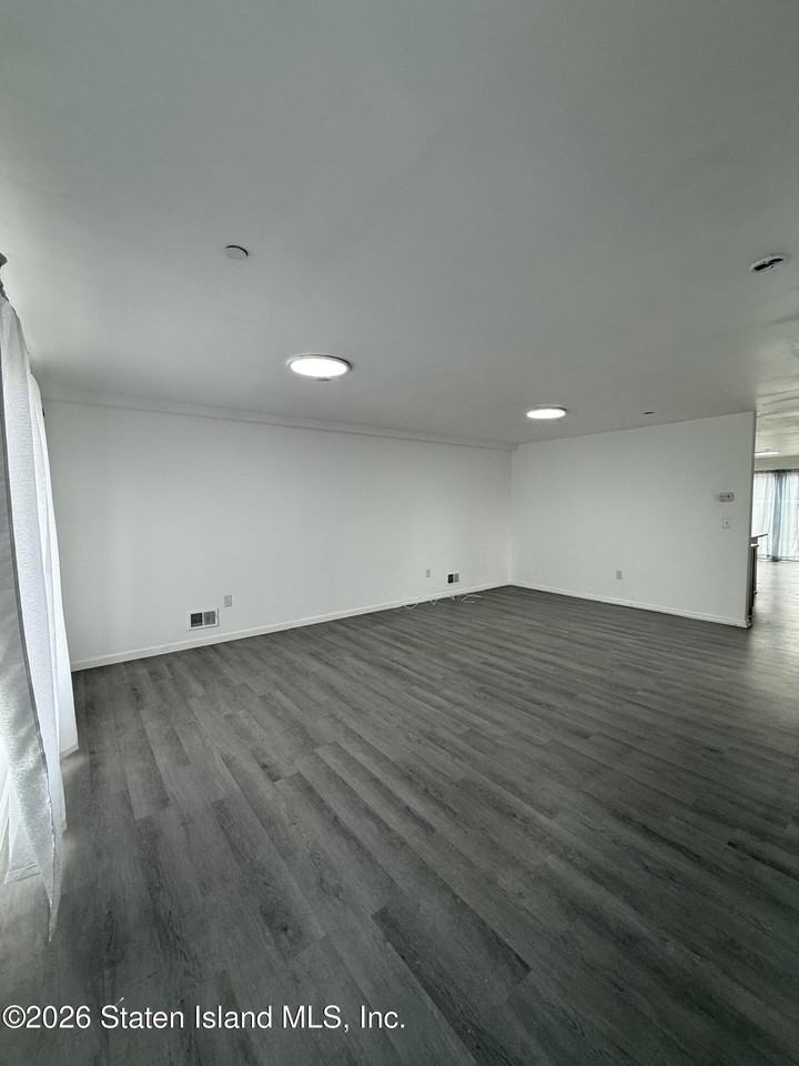 95 Dehart Ave - Photo 3 of 8