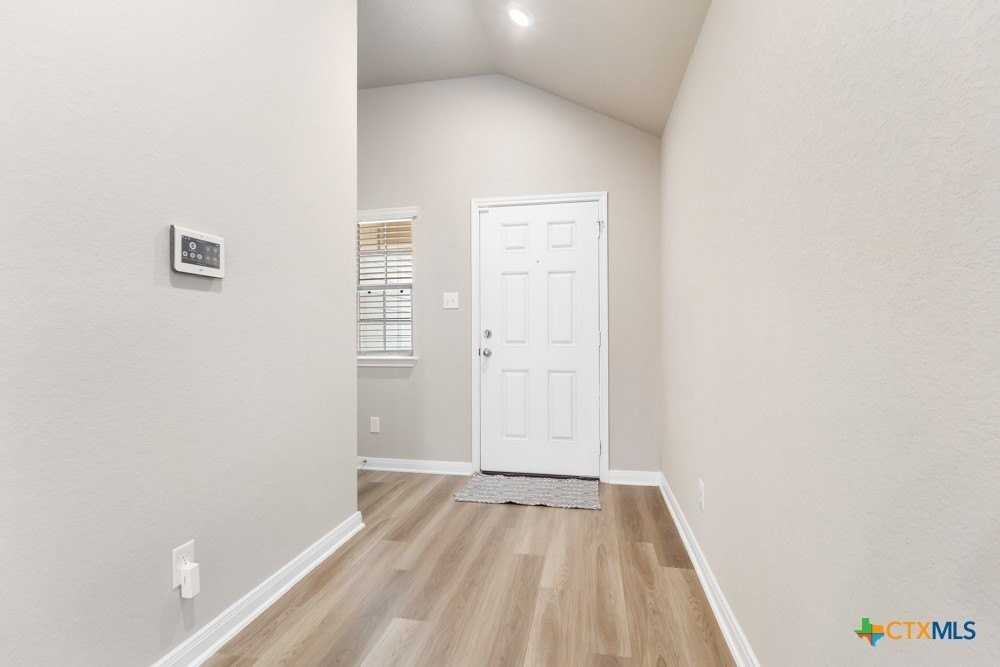 4262 Winston Way - Photo 4 of 25