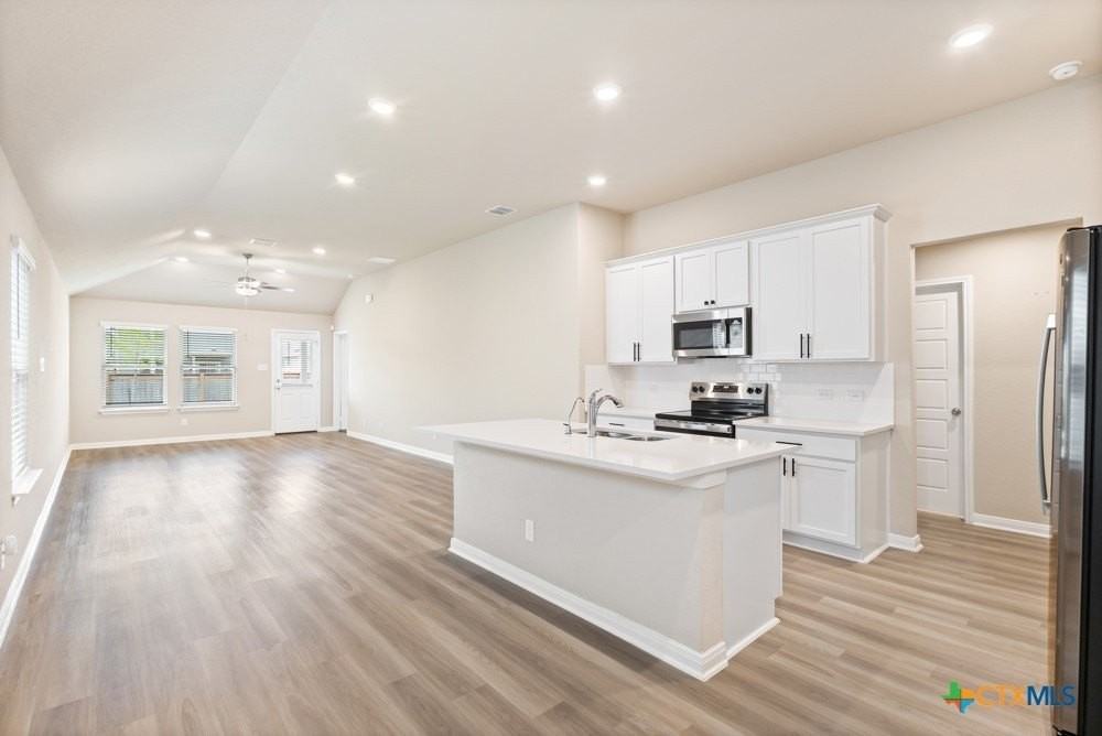 4262 Winston Way - Photo 5 of 25