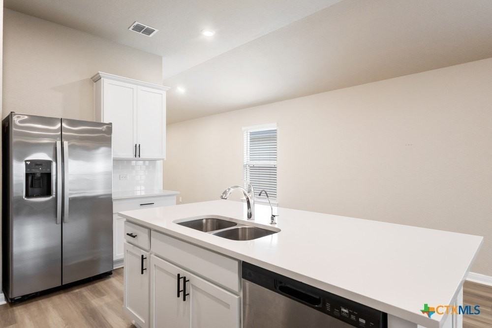 4262 Winston Way - Photo 7 of 25