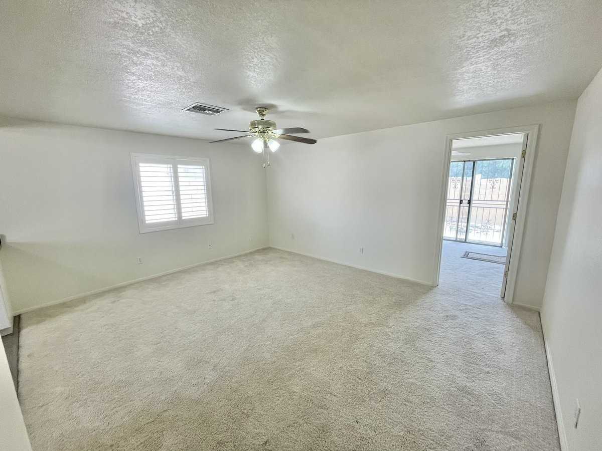 3860 E Acoma Dr - Photo 3 of 22