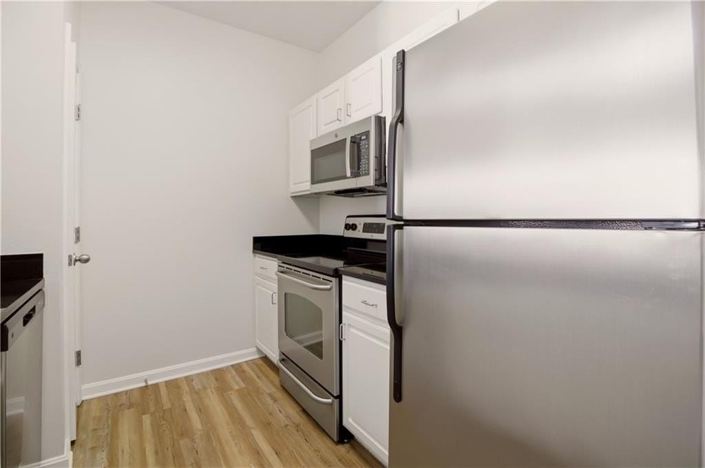 1000 Providence Pl Apt 422 - Photo 6 of 35