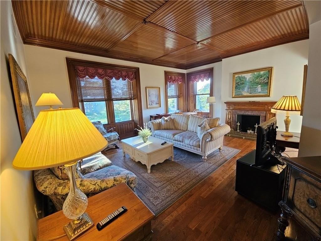 364 BELLEVUE Avenue unit: W-201-S - Photo 5 of 48