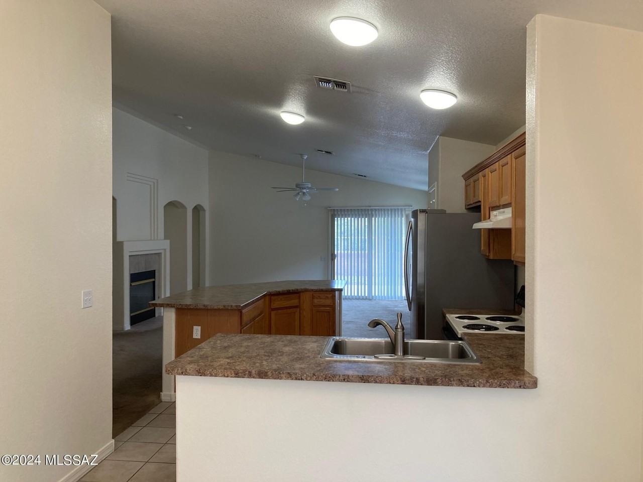 9675 E Belasco Loop - Photo 5 of 17