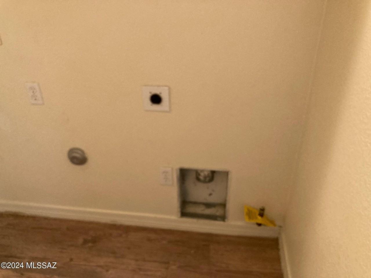 9675 E Belasco Loop - Photo 7 of 17