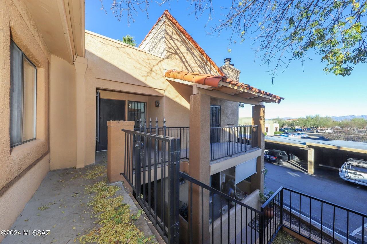 8271 N Oracle Rd Apt 250 - Photo 5 of 25