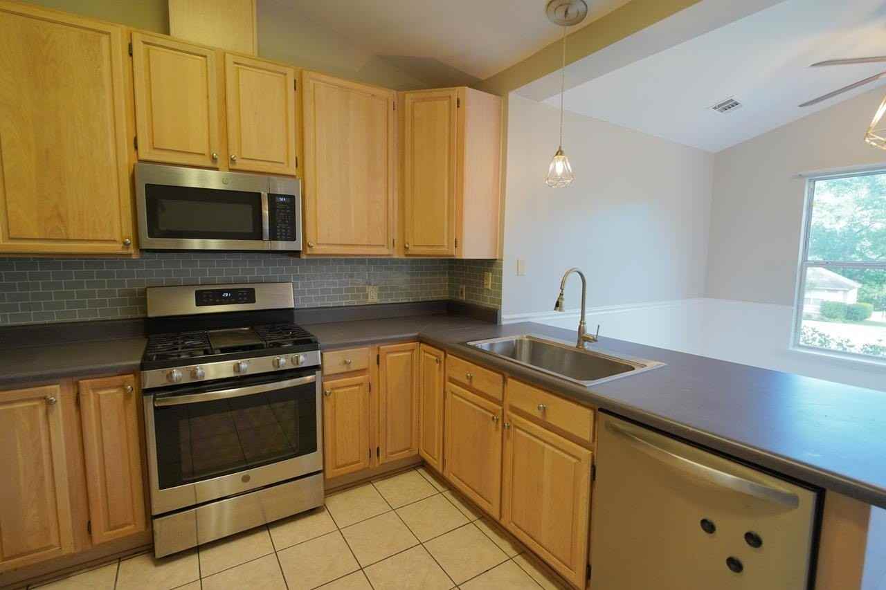 1908 Wagon Wheel Cir E - Photo 5 of 37