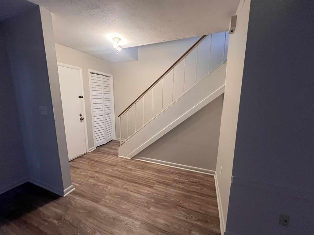 214 Westwood Dr - Photo 6 of 13