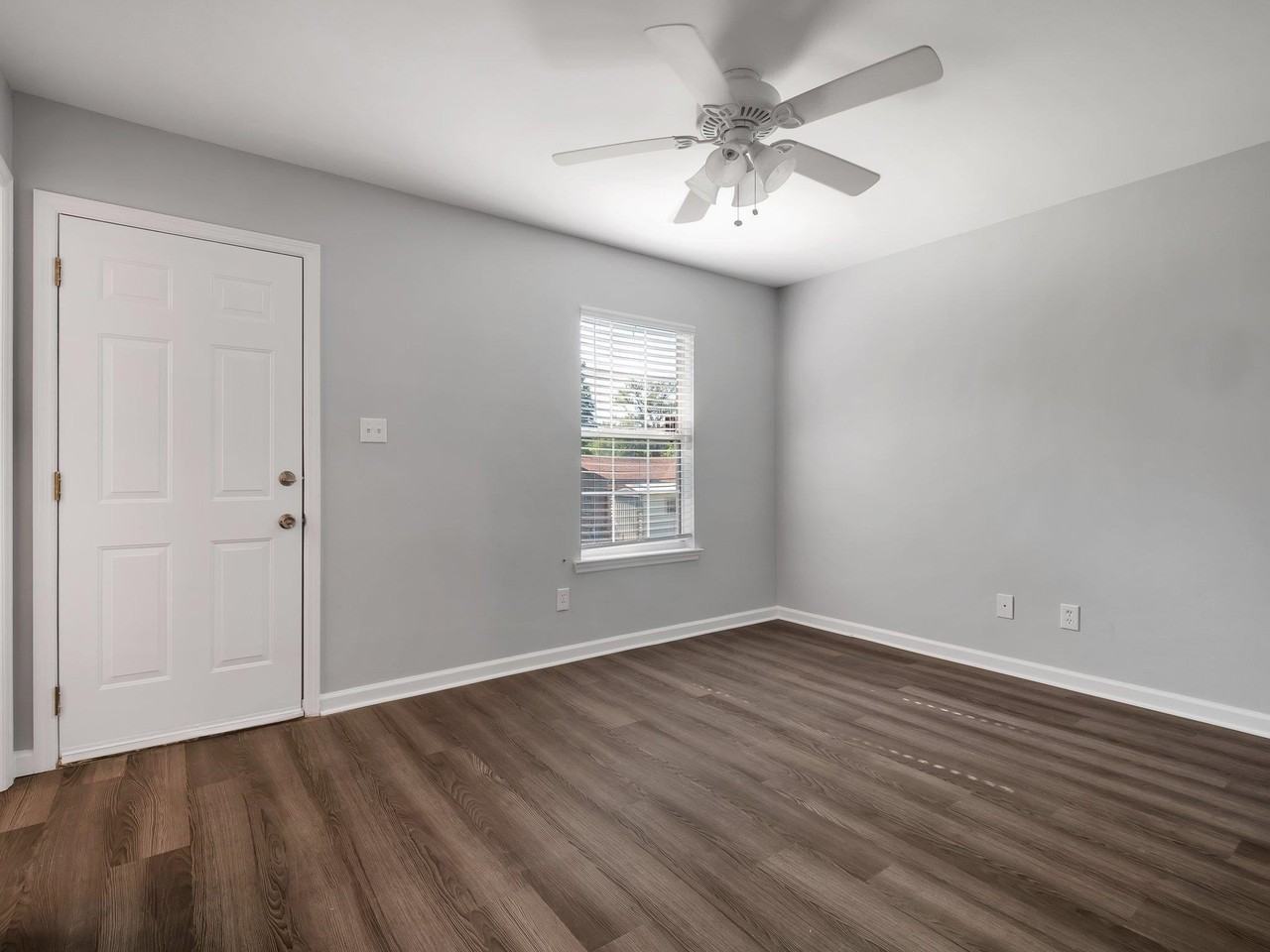 2222 Saint Marks St - Photo 5 of 20