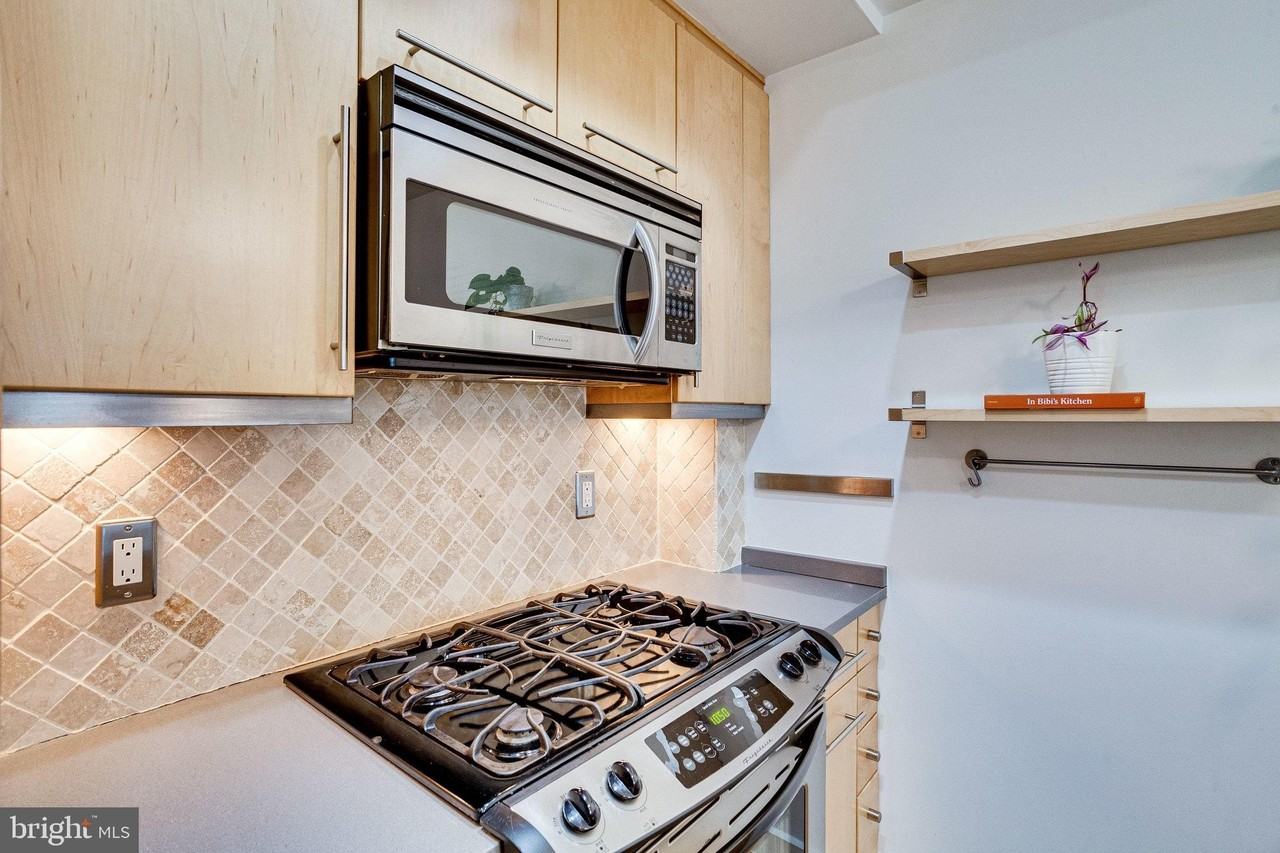 1830 11th St Nw #1 - Photo 7 of 24