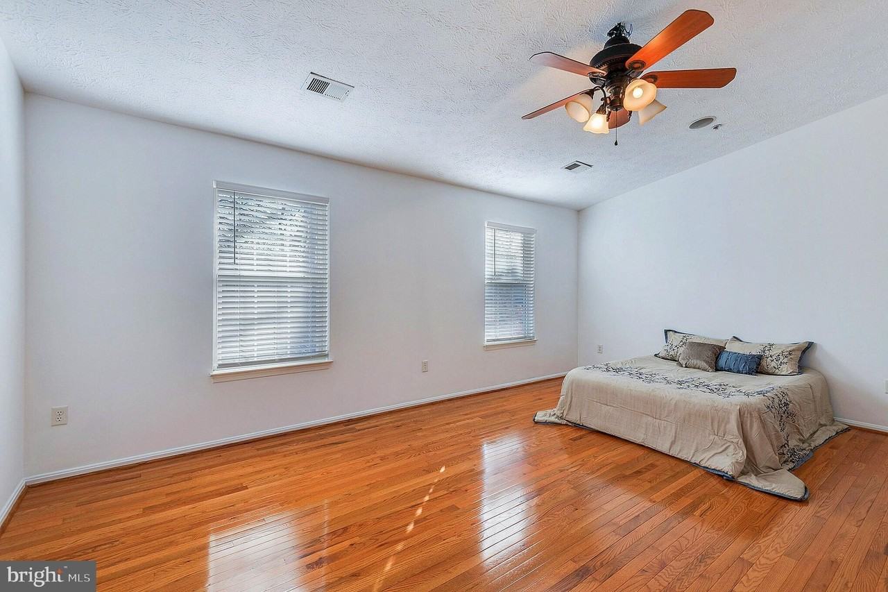 8055 Brookstone Ct - Photo 7 of 18