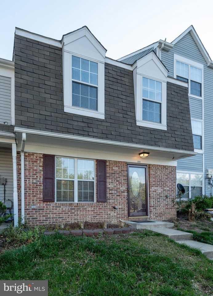 2502 Regal Pl - Photo 3 of 29