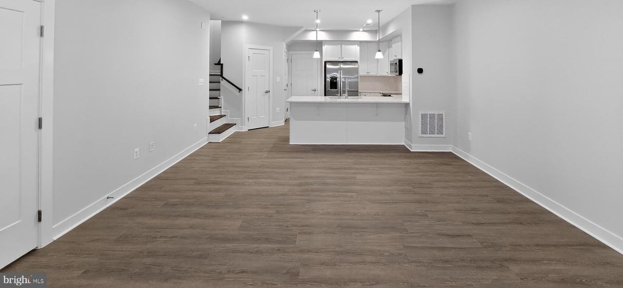 2542 Verona Pl Unit A - Photo 3 of 27