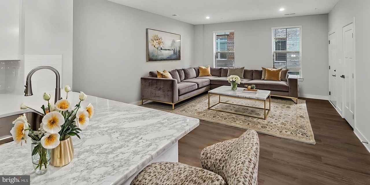 2542 Verona Pl Unit A - Photo 6 of 27