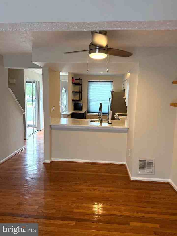 14724 Crosswood Ter - Photo 5 of 23