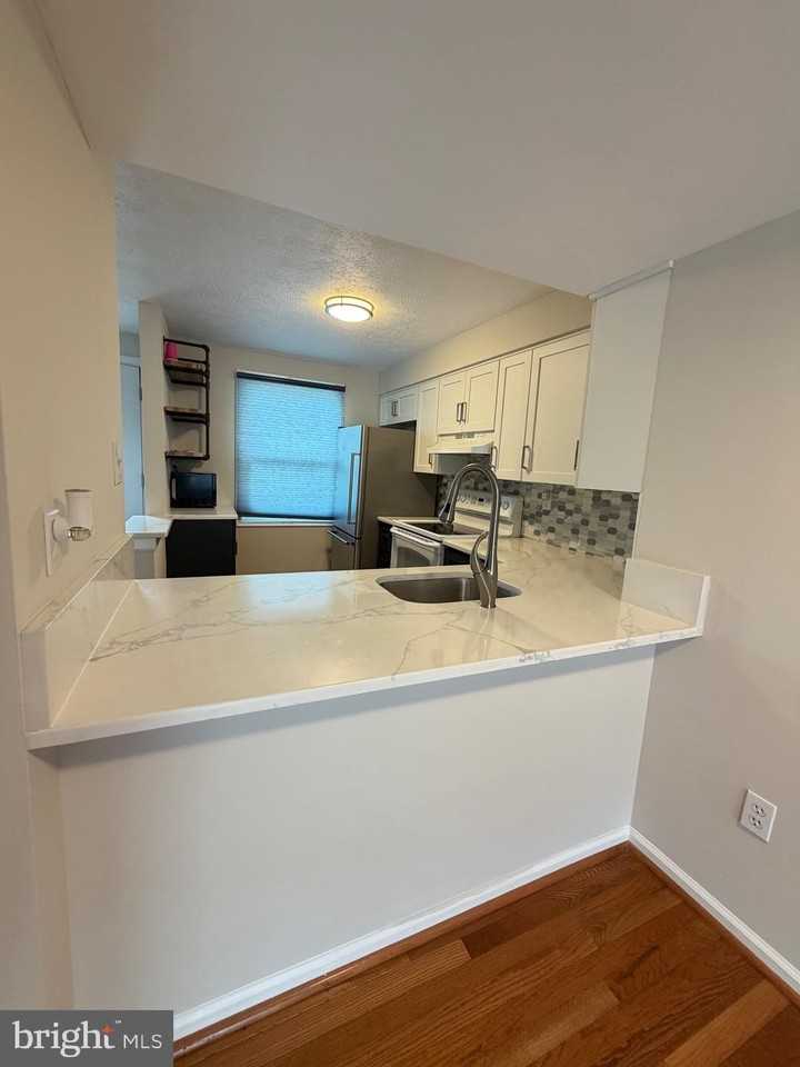 14724 Crosswood Ter - Photo 7 of 23
