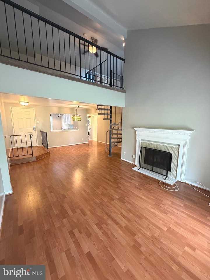 15 Pickering Ct #201 - Photo 5 of 22