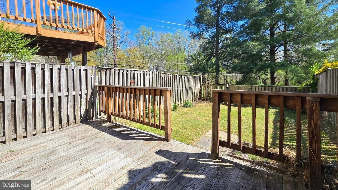 3 Birdseye Ct - Photo 4 of 24