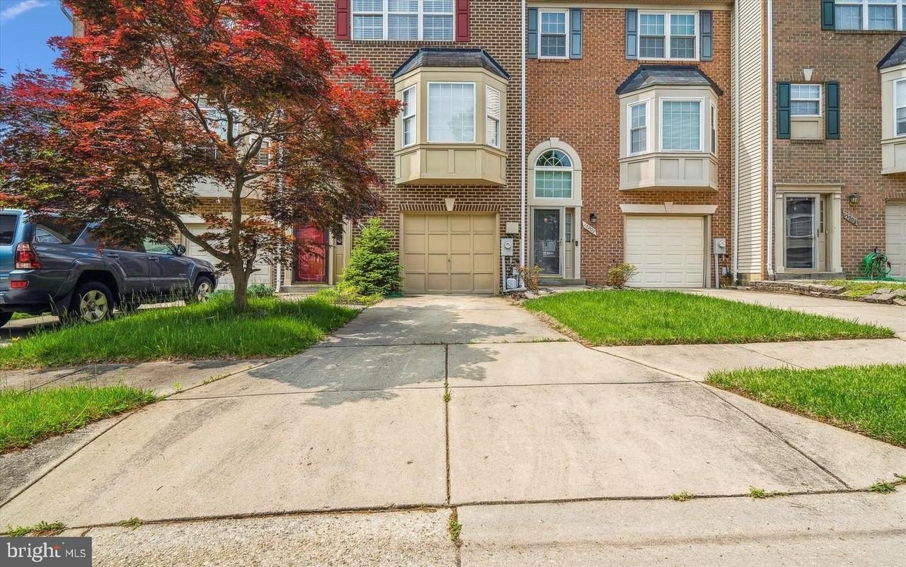 15907 Elf Stone Ct - Photo 2 of 20