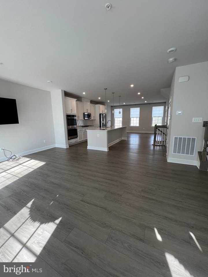 3817 Polo Pl - Photo 5 of 25