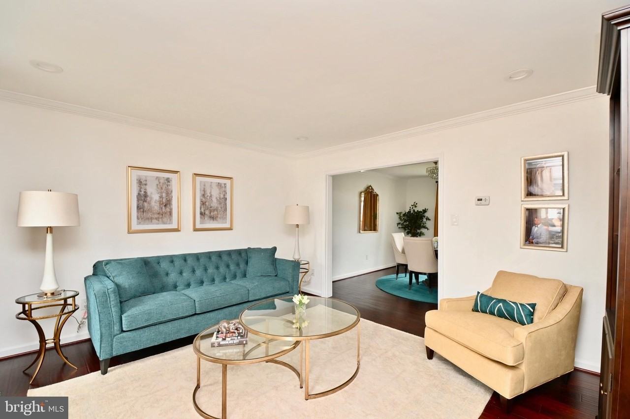 6431 Forest Rd - Photo 4 of 42