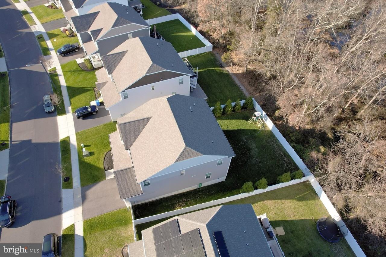 65 Westmont Dr - Photo 3 of 50