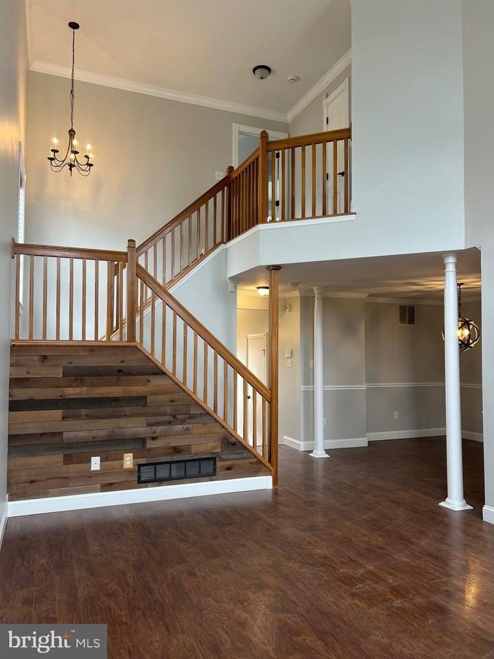 122 Wilson Ln - Photo 5 of 27