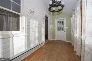 943 Fairview Ave - Photo 3 of 22