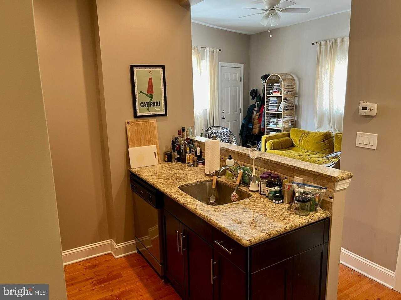 2001 Tulip St Unit 1 - Photo 4 of 14