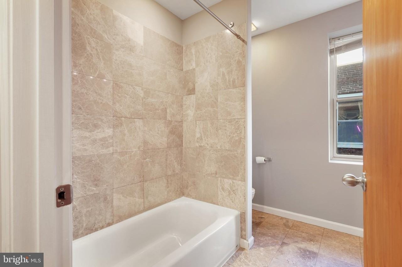 1815 Frankford Ave #2 - Photo 6 of 16