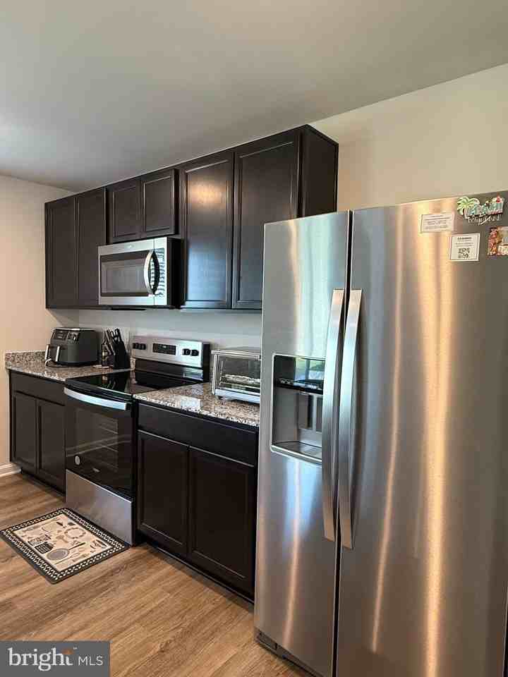 115 Grasmere St - Photo 7 of 22