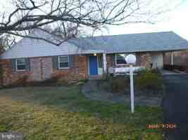 featured image of 6608 Fairlawn Dr