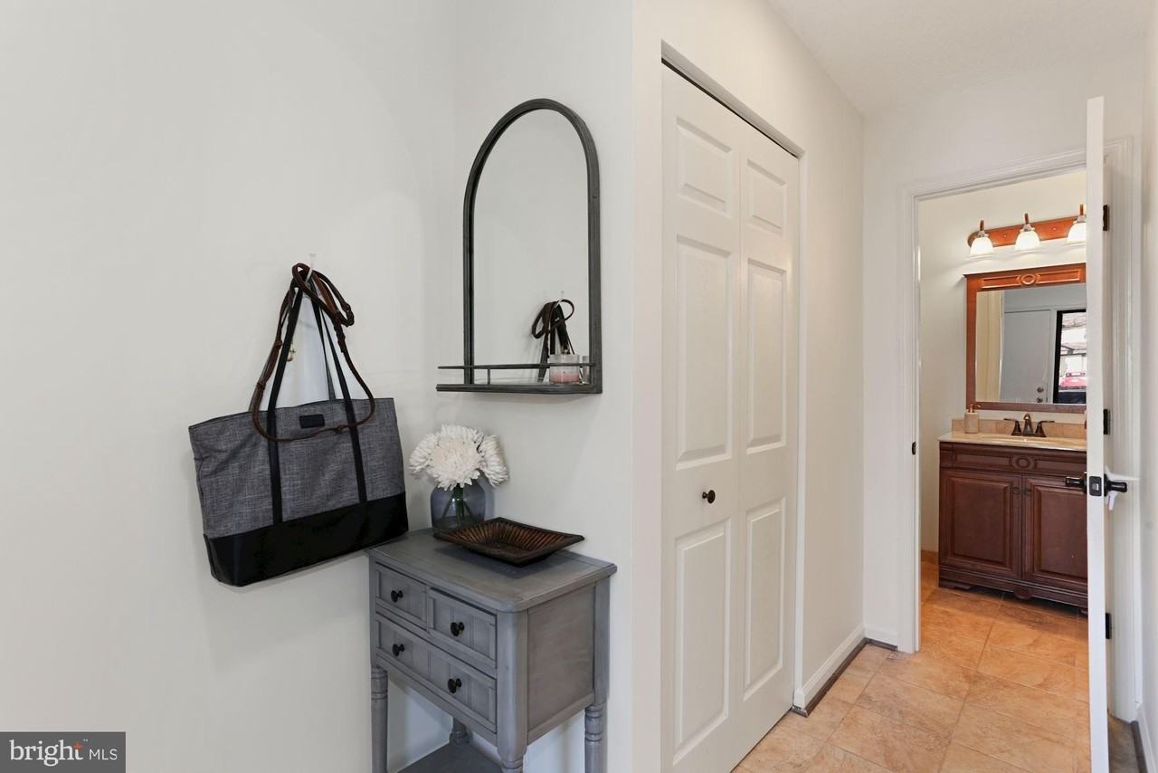 2104 Cartwright Pl - Photo 5 of 31