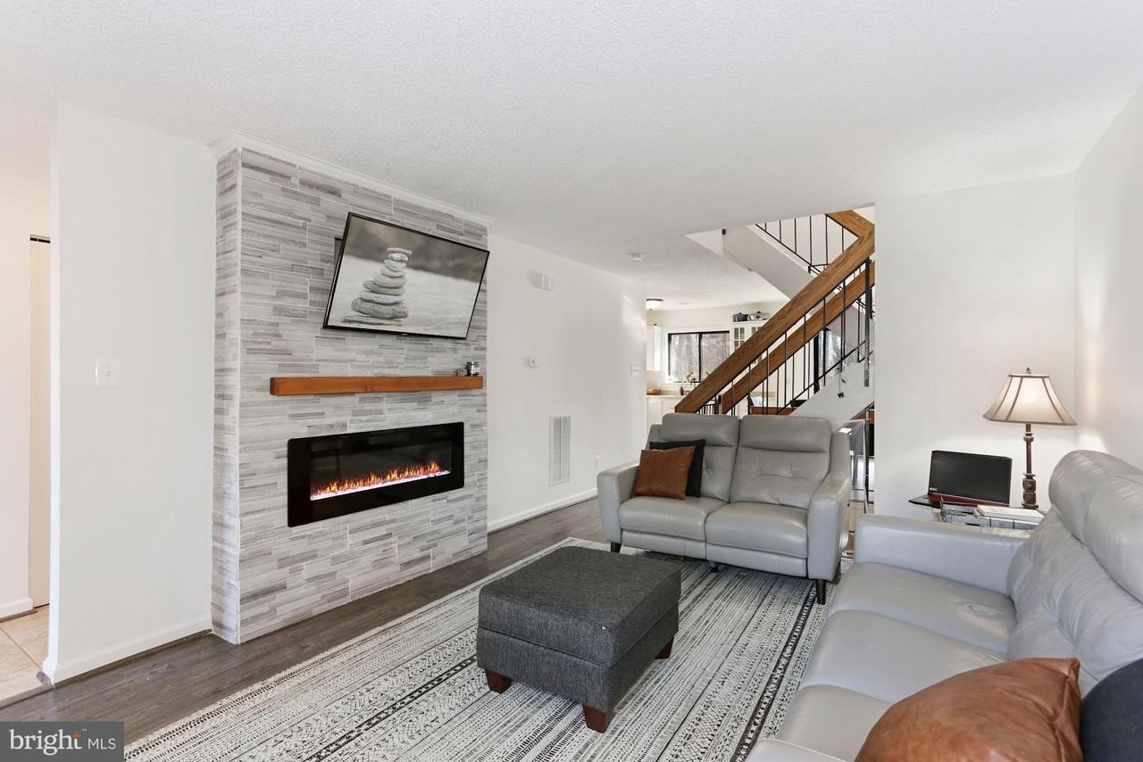 2104 Cartwright Pl - Photo 6 of 31