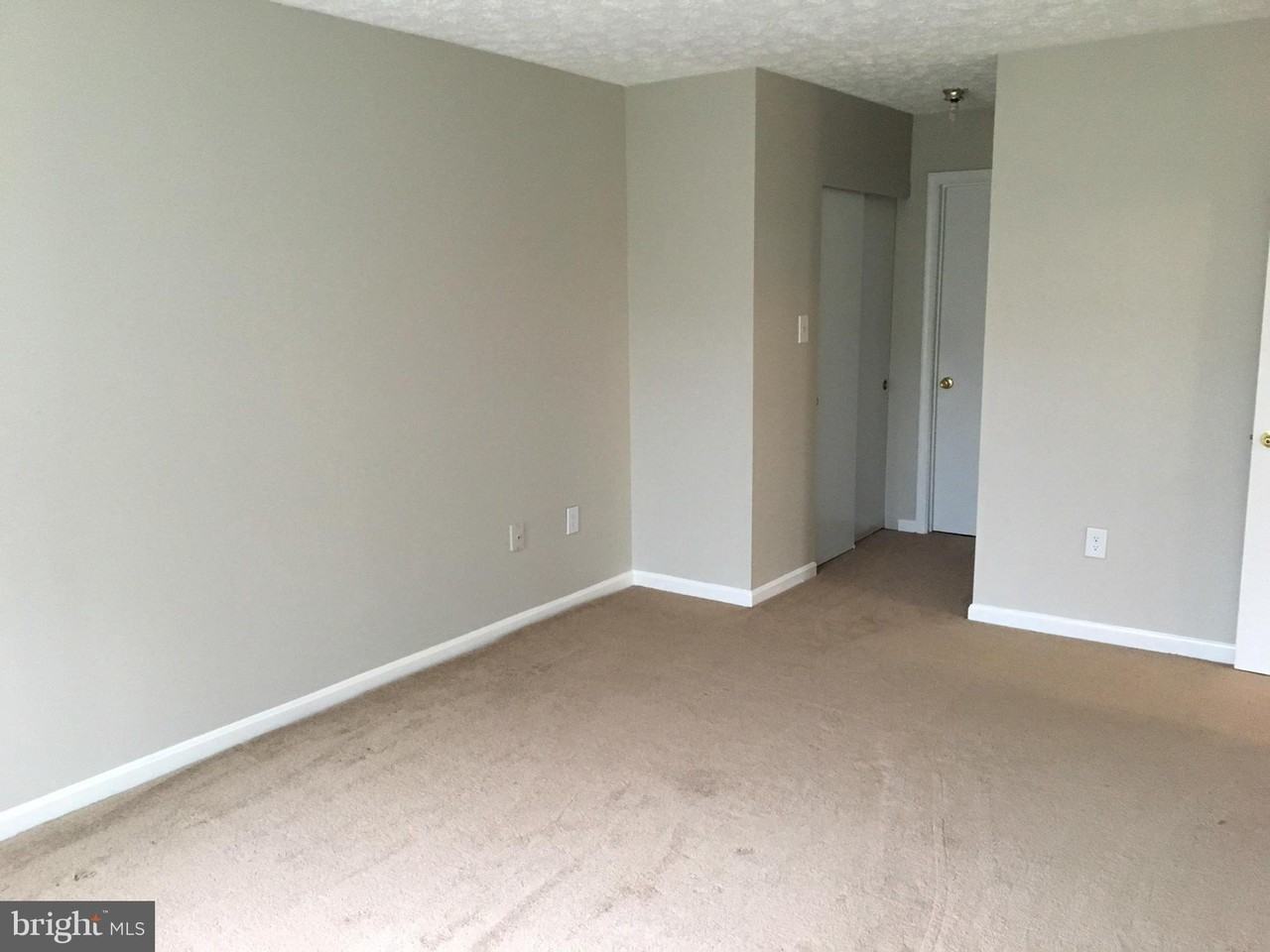 6100D Hoskins Hollow Cir Unit D - Photo 7 of 12