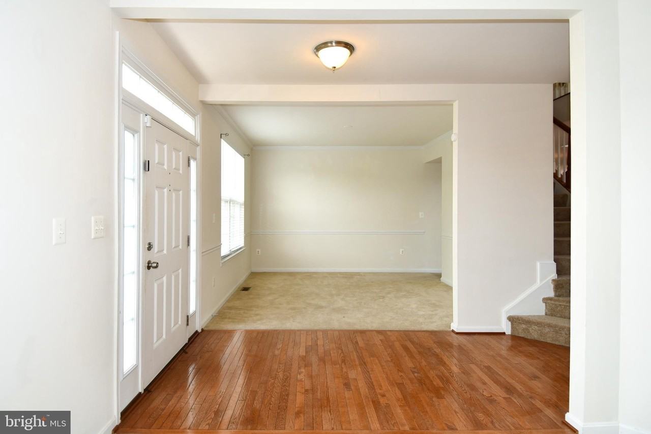 3082 American Eagle Blvd - Photo 6 of 50