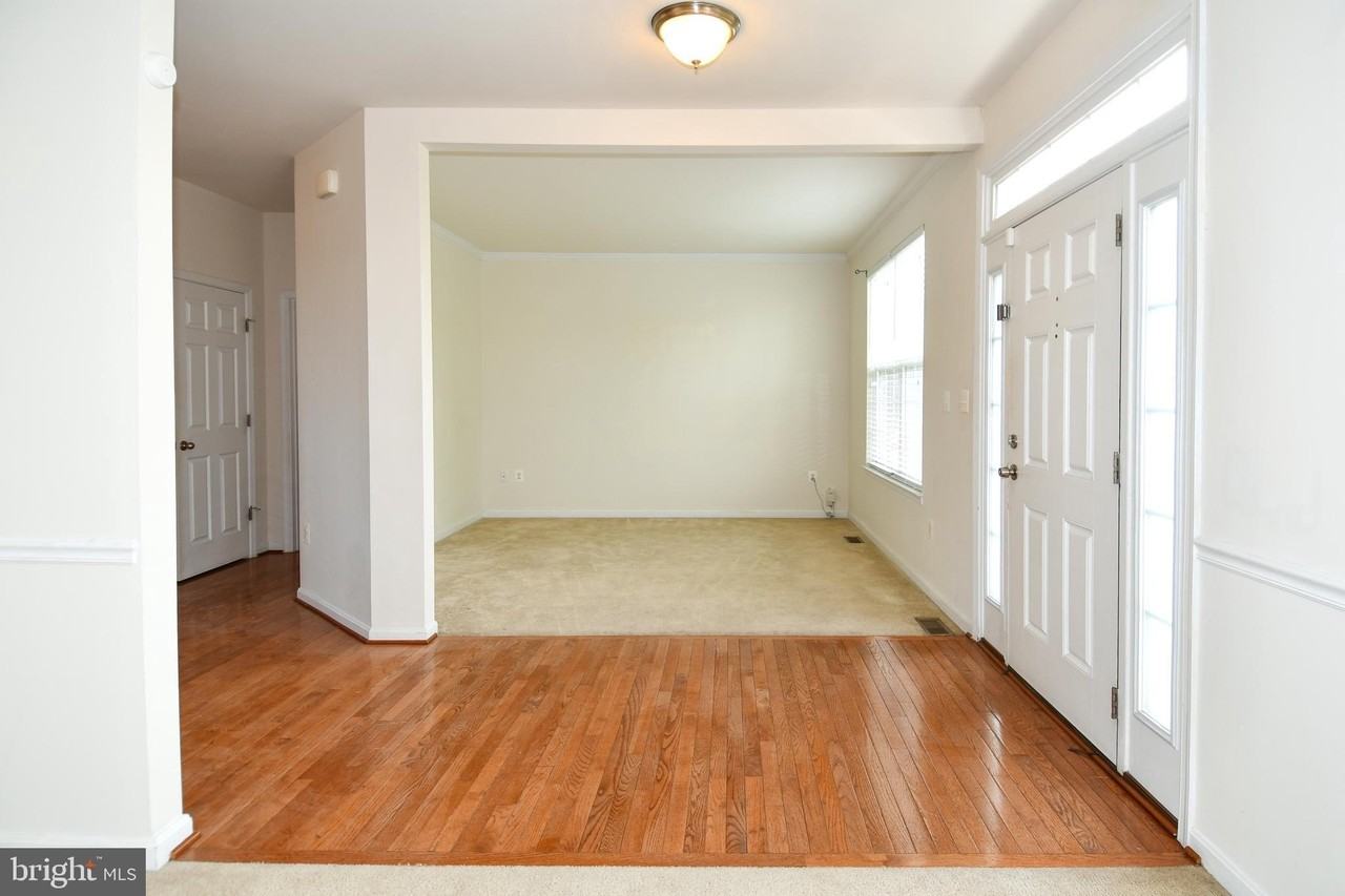 3082 American Eagle Blvd - Photo 7 of 50