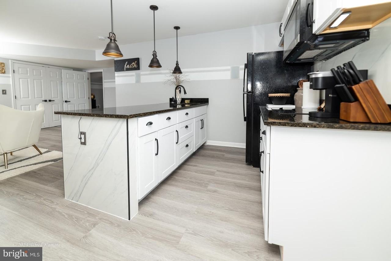 1049 Coriander Ln - Photo 5 of 23