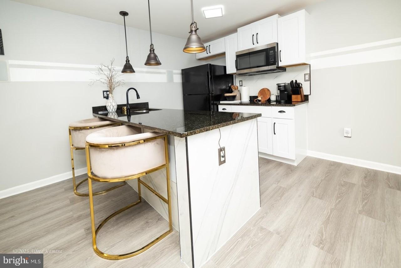 1049 Coriander Ln - Photo 6 of 23