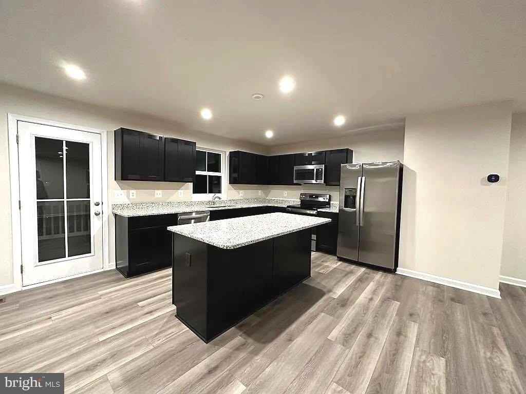 420 Circle Dr - Photo 5 of 30