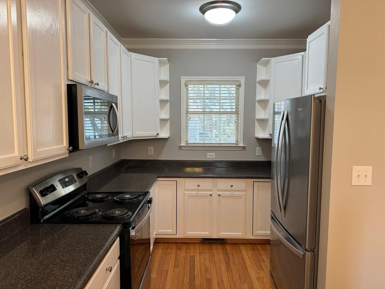 5324 Goldenglow Way - Photo 2 of 17