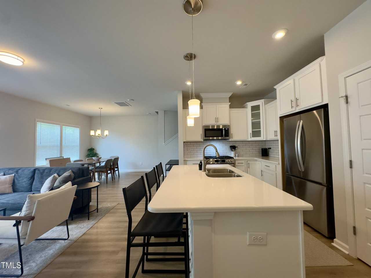 276 Shingle Oak Rd - Photo 6 of 42