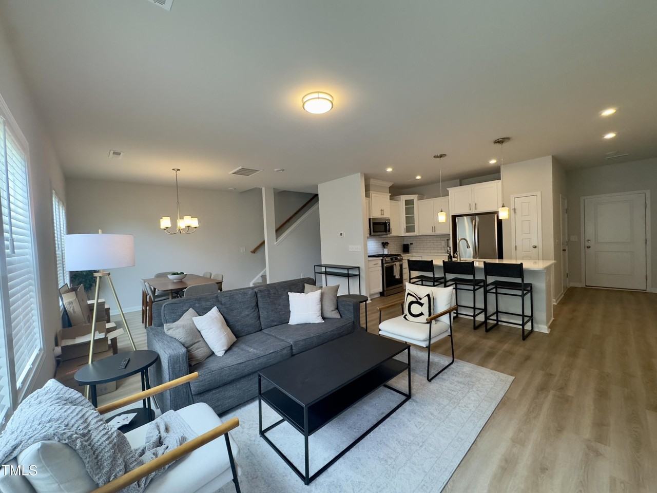 276 Shingle Oak Rd - Photo 7 of 42