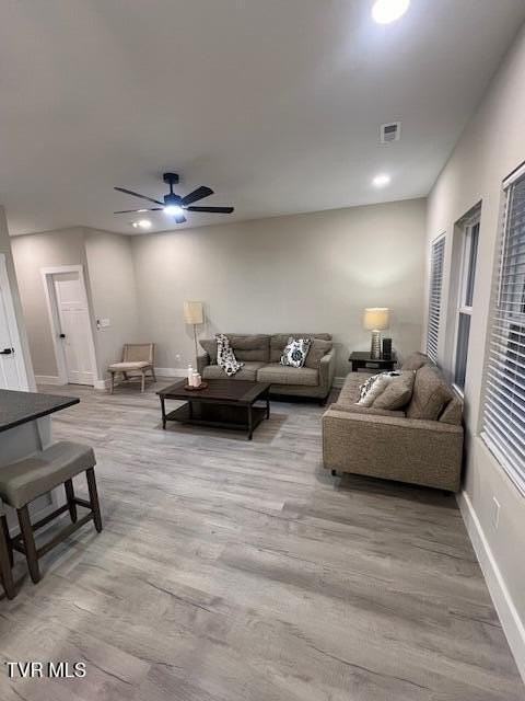 703 N Main Ave Unit 1 - Photo 3 of 26