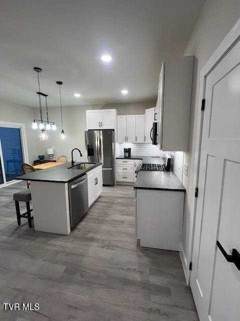 703 N Main Ave Unit 1 - Photo 4 of 26