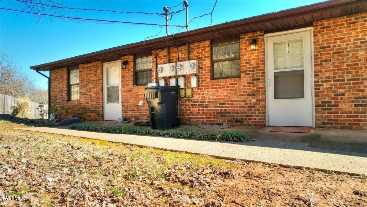 241 Parker St #1 - Photo 3 of 23