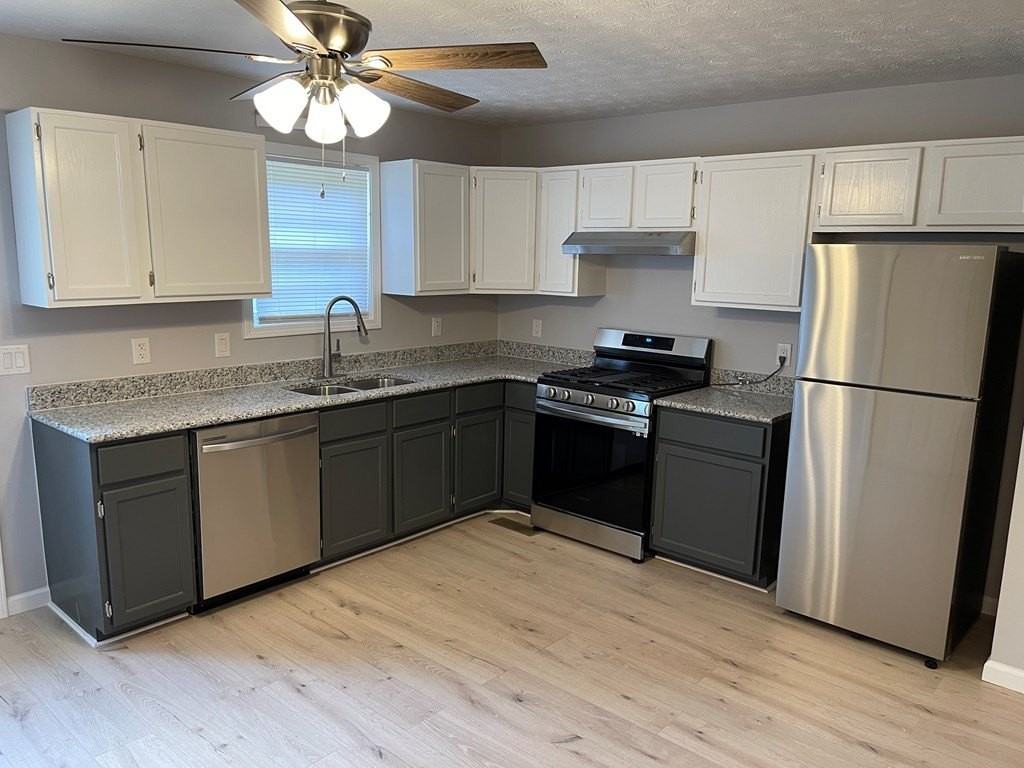 114 Judah Dr - Photo 3 of 15